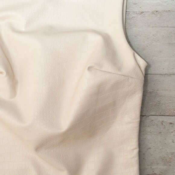 NWT Express Crocodile Embossed Body ContourBodysuit in Cream size S - Picture 5 of 9